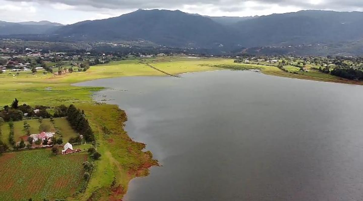 La presa de La Estanzuela muestra los estragos de la falta de lluvia que ha provocado sequía en la mayoría del estado de Hidalgo | Foto: Arturo Torres