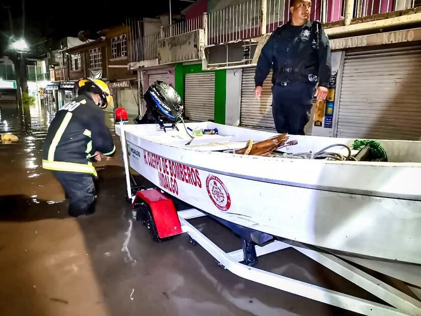 Despliegan equipo para enviarlo a Guerrero | Foto: Especial