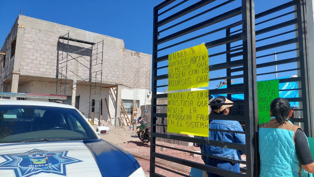 Protestan en Mixquiahuala para exigir libertad de policías procesales | Foto: Lorena Rosas