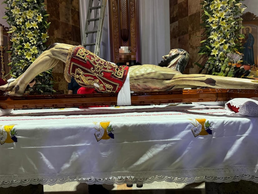 Restauran la histórica figura del Cristo del Colateral en Acaxochitlán | Foto: Especial
