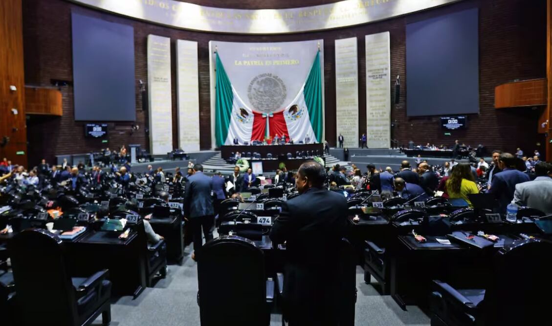 La administración aprobó los recursos, el pasado 21 de junio, para utilizarlos en “gastos extraordinarios” e “imprevistos”. Foto: Archivo / El Universal