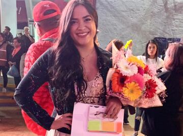 Joven hidalguense renuncia a su graduación por cantar por Carlos Rivera