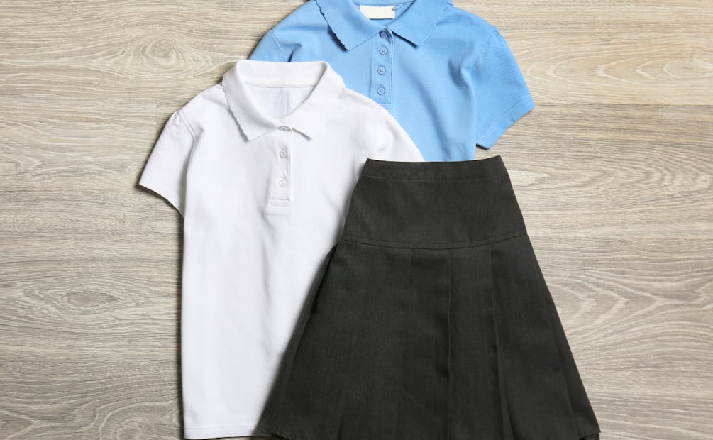 Inicia en Hidalgo la entrega gratuita de uniformes y calzado escolar para estudiantes de nivel básico | Imagen ilustrativa
