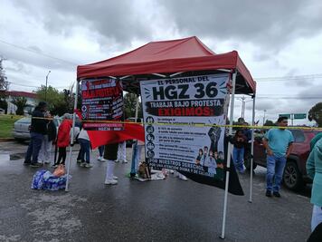 Trabajadores del IMSS en Pachuca protestan por falta de insumos y personal