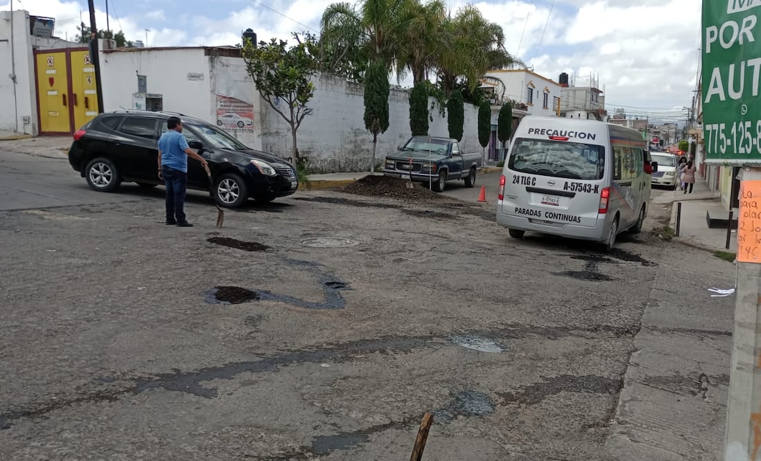 Transportistas de la ruta Metilatla bachean calles de Tulancingo I Foto: Cortesía
