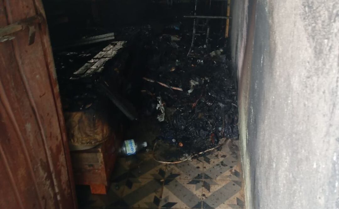 Incendio en Tehuetlán deja a adulto mayor lesionado | Foto: especial