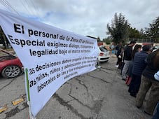 Protestan docentes de Educación Especial contra reestructuración de la Zona Escolar 03
