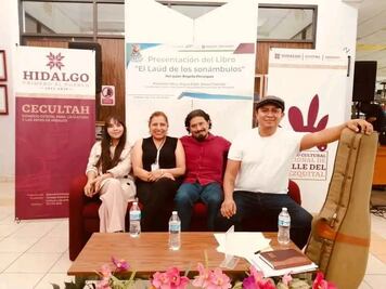 Escritor ixmiquilpense presenta libro en la Universidad Tecnológica del Valle del Mezquital