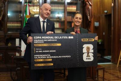 Presidenta de México agradece visita a México del presidente de la FIFA