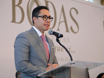 Alertan por cuentas falsas a nombre del alcalde de Pachuca