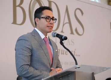 Alertan por cuentas falsas a nombre del alcalde de Pachuca