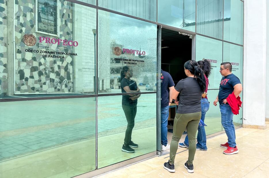Presentan denuncia por irregularidades en venta de boletos para Palenque 2024 | Foto: Ricardo Calleja