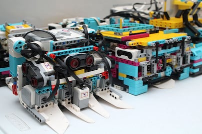 ¡Dominio hidalguense en robótica! Estudiantes de la UAEH arrasan en torneos internacionales