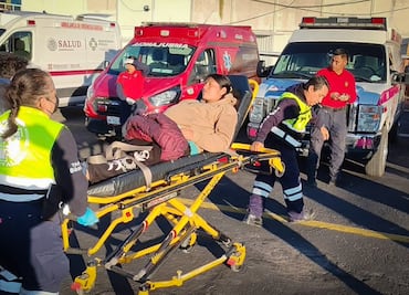 Traslada a dos mujeres embarazadas en helicóptero desde Tianguistengo