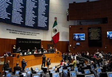 Senado aprueba reforma que reduce jornada laboral semanal; envían a San Lázaro