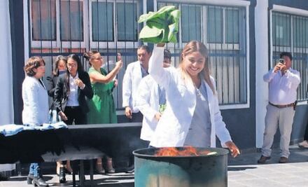 El CEUMH celebra el último pase de lista a dentistas