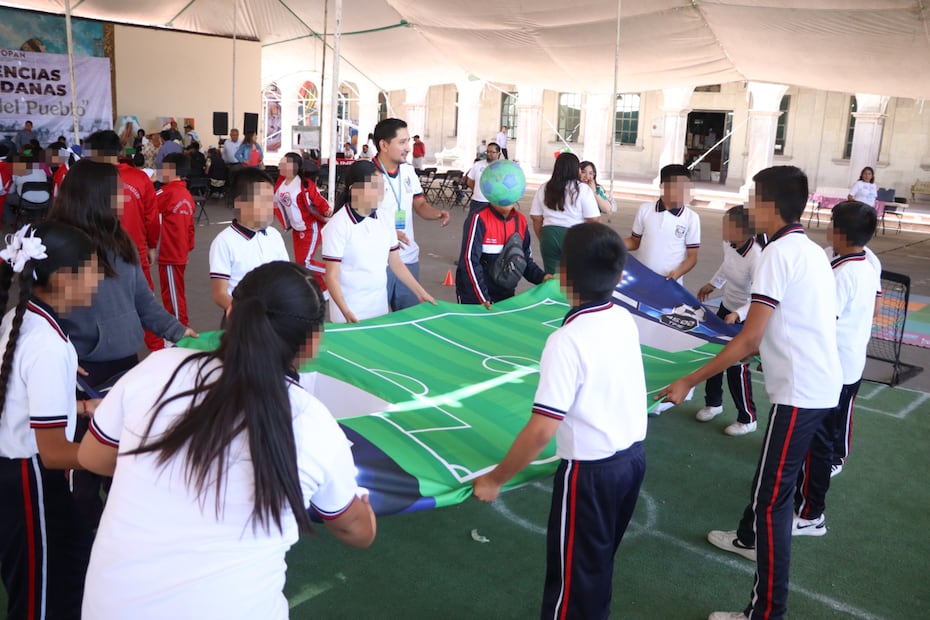 Niños aprenden derechos humanos con “mundial de valores” en el Valle del Mezquital | Foto: especial