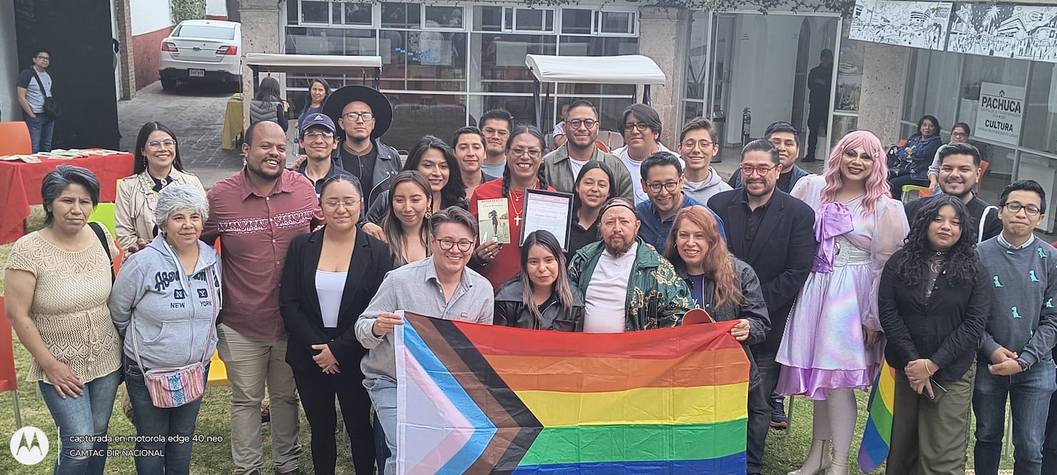 Facebook: Casa de las Muñecas Tiresias A.C. Nacional