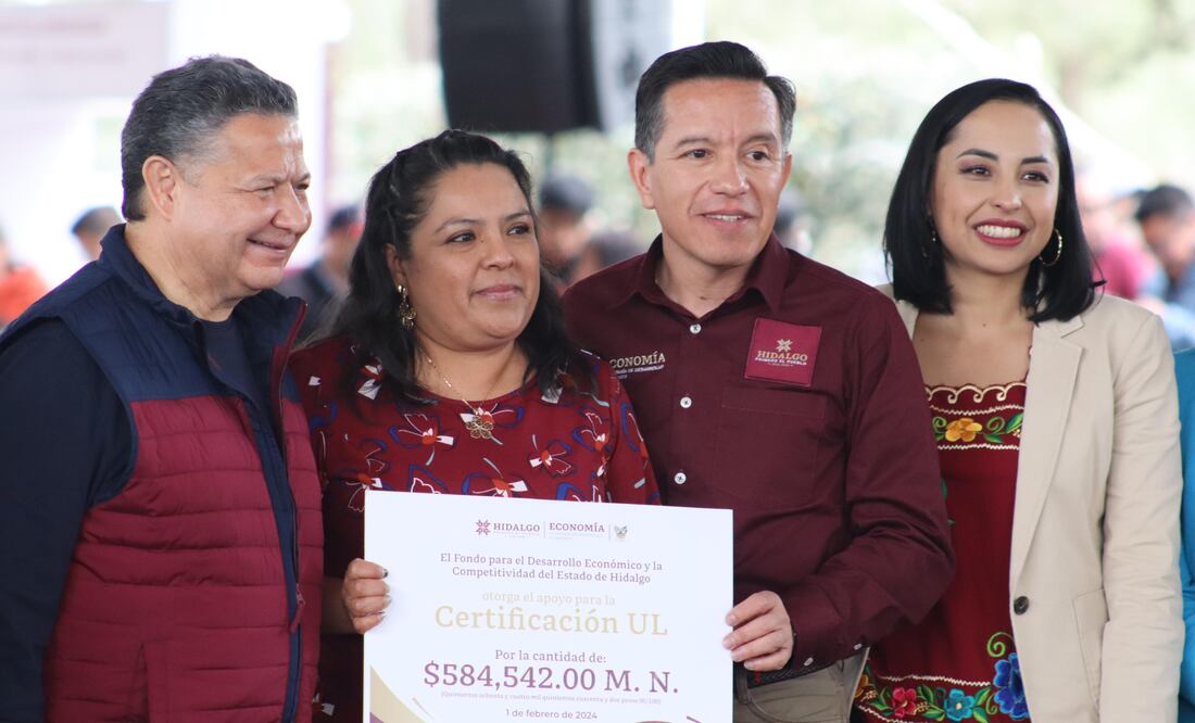 Julio Menchaca acudió a supervisar diversas obras en los municipios de Tolcayuca y Zapotlán de Juárez| Foto: Javier Quezada