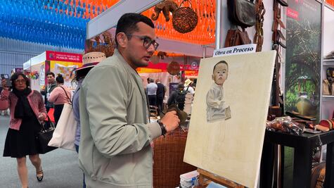 Marconi Díaz exhibe su obra en el Séptimo Tianguis Nacional de Pueblos Mágicos