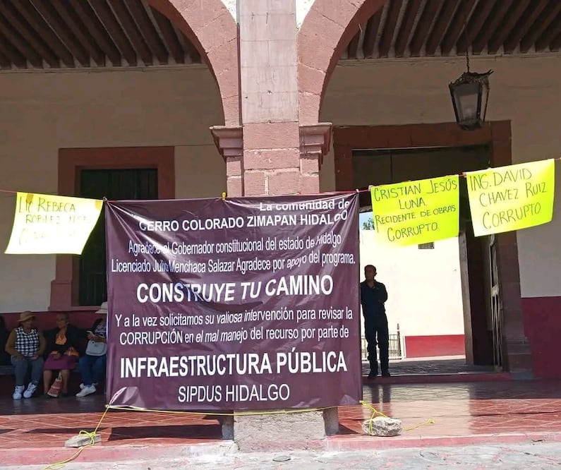 Los manifestantes dijeron que dicha obra no solo beneficia a esa localidad, pues también se ven favorecidos pobladores de las comunidades de Maguey Verde y Jagüey Colorado | Foto: especial