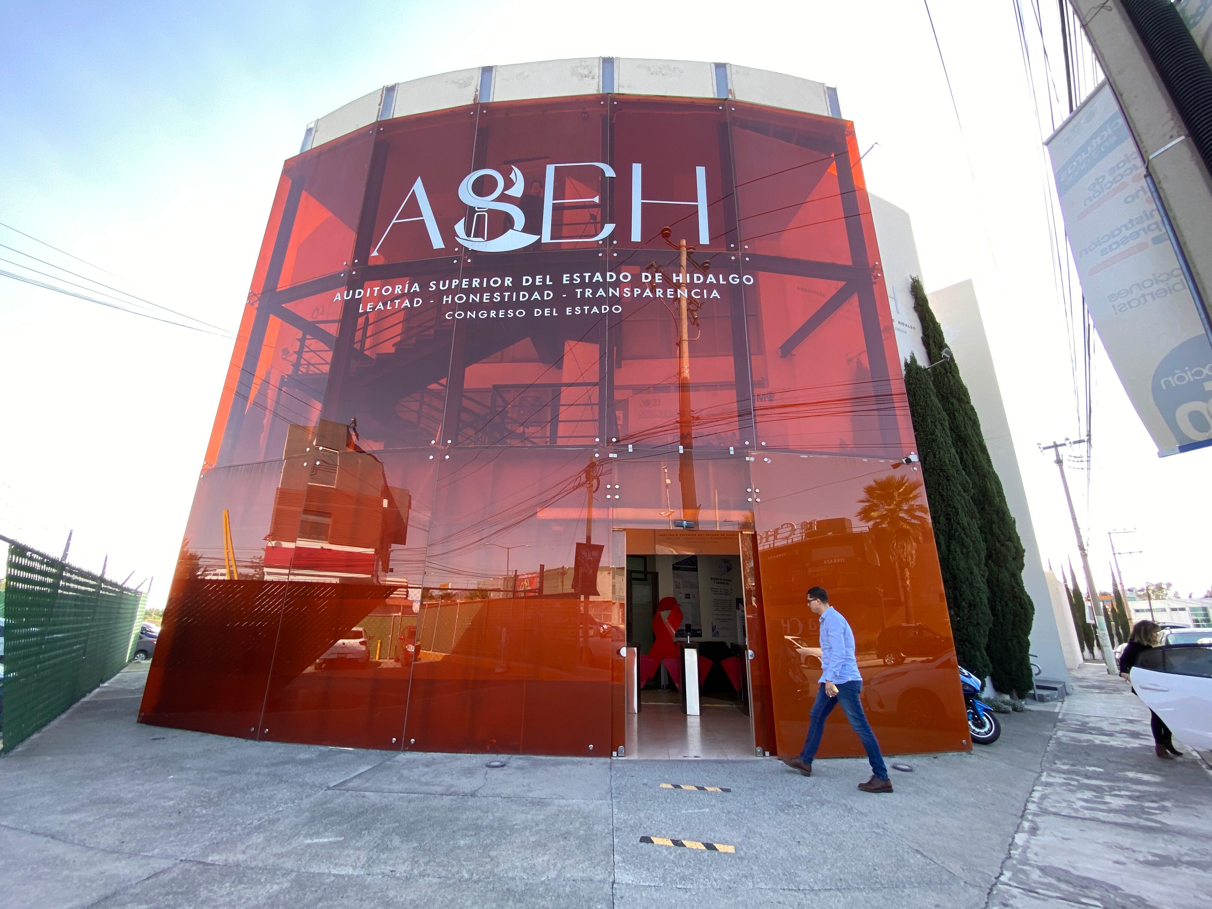 ASEH invierte más de 3 millones en 10 vehículos nuevos para labores ...