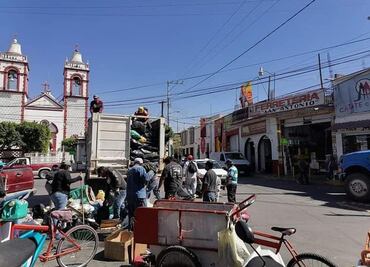 Tercer día de bloqueo en relleno sanitario de Ixmiquilpan tras detenciones en Día de Muertos