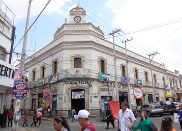 “Uno por Uno”, la regla de tránsito que ordena el tráfico en Tulancingo desde hace décadas