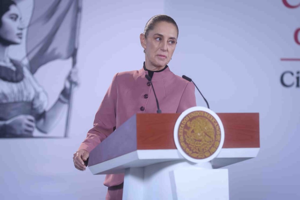 La presidenta de México, Claudia Sheinbaum Pardo, encabeza la conferencia matutina "Las Mañaneras del Pueblo". Foto: Agencia EL UNIVERSAL/Luis Camacho/ARMM