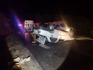 Fallece un joven al estrellarse en su auto en Mezquititlán