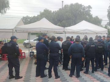 Retiran a vendedores ambulantes de zonas universitarias en San Agustín Tlaxiaca
