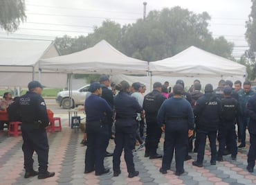 Retiran a vendedores ambulantes de zonas universitarias en San Agustín Tlaxiaca