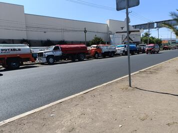 Molesta a vecinos que pipas obstruyan visibilidad en la carretera México-Tuxpam