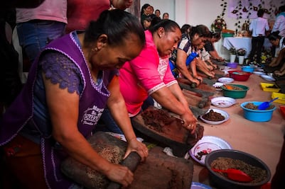 Molienda de Chocolate 2025 en Ixmiquilpan: tradición y sabor en San Nicolás