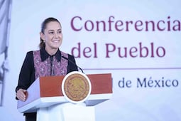 Sheinbaum destaca modernización del sistema de salud con nuevos tomógrafos, telemedicina y mejoras en clínicas