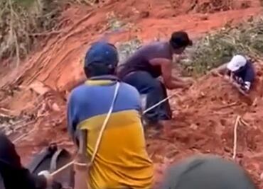 Tras derrumbe por las fuertes lluvias, localizan a hombre semienterrado en la Sierra de Hidalgo