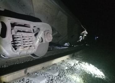 Descarrila tren en Tepetitlán cargado con maíz