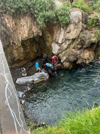 Rescatan a joven tras caída en zona de riesgo de El Geiser