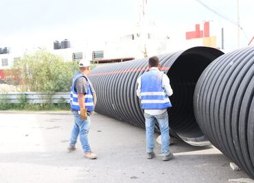 Construyen drenes pluviales en Las Torres para evitar anegaciones