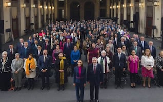 Sheinbaum aborda con cónsules y embajadores situación en Venezuela y EU; revisan planes para 2026 y “momento histórico” 