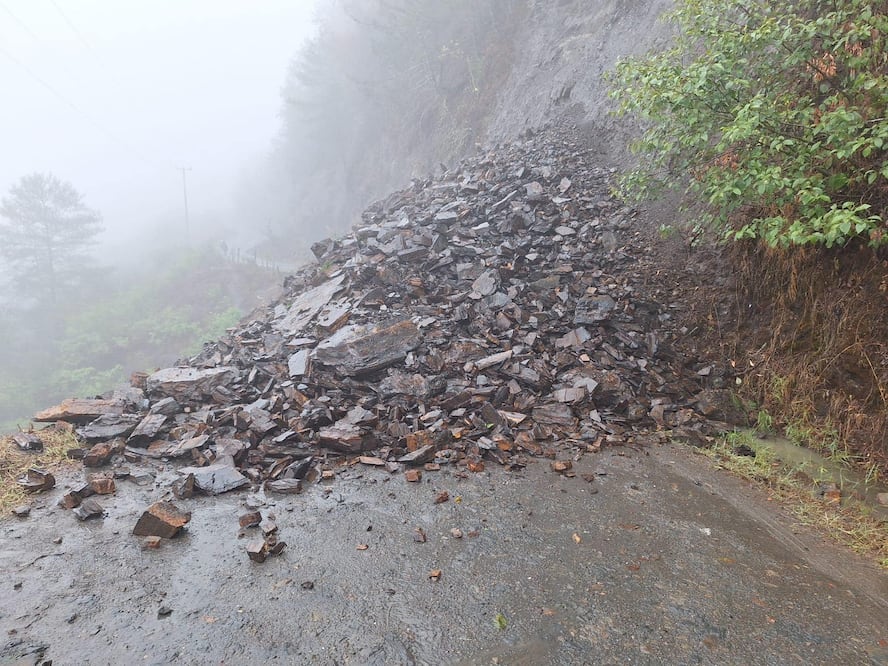 Ante la llegada de las primeras lluvias y la presencia de la cicló Alberto, en la región Huasteca, Sierra Gorda y Otomí Tepehua se reportaron deslaves I Foto: Especial