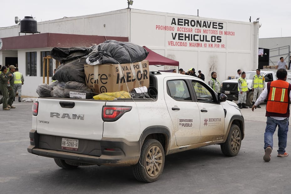Sebiso entrega víveres recolectados en centros de acopio para apoyar a damnificados por el huracán Priscilla | Foto: Sebiso