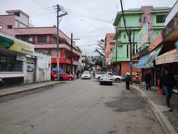 Frente frío 21 congela la actividad comercial en la Huasteca hidalguense