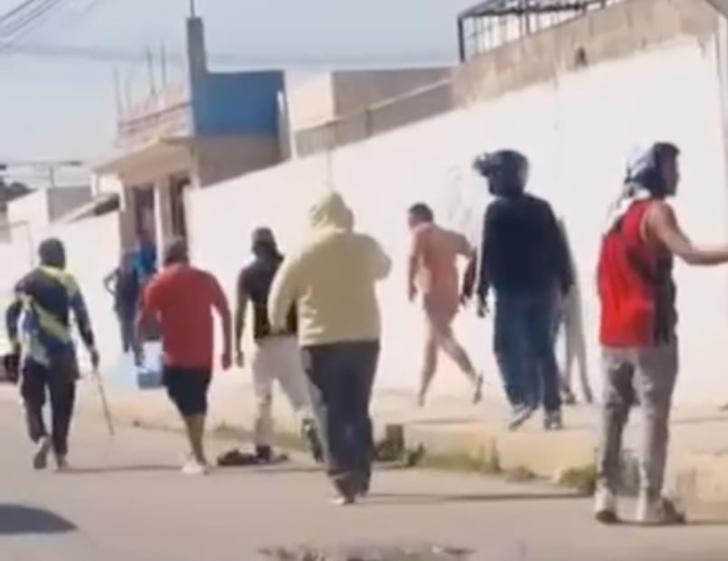 Desnudan y pasean a presunto acosador sexual en Tizayuca | Captura de video