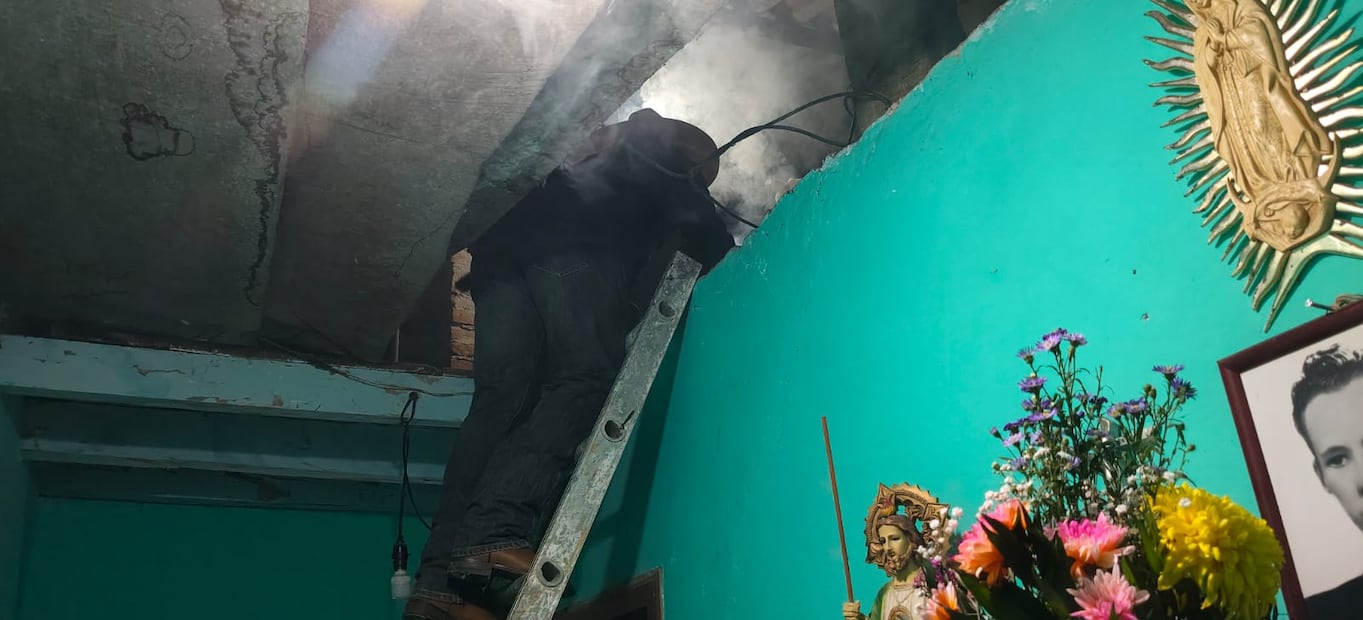 Esconderse de la muerte, la esencia del disfraz | Foto: Francisco Bautista