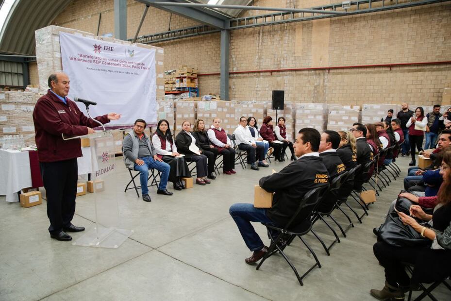 Inician entrega de las Bibliotecas SEP Centenaria 2024 en Hidalgo, impulsando la educación básica | Foto: SEPH
