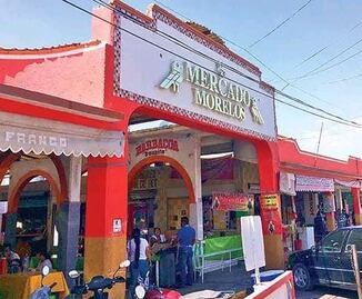 Emiten convocatoria para elegir nuevo administrador del mercado Morelos en Ixmiquilpan tras un año de conflicto