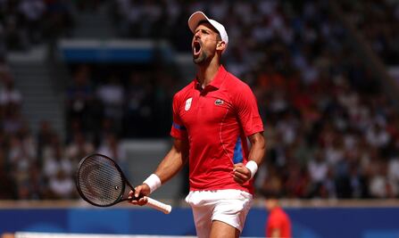 Novak Djokovic hace historia y gana medalla de oro en París 2024 frente a Carlos Alcaraz.