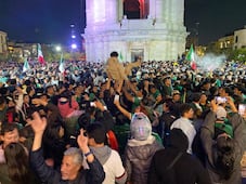 Festejos por triunfo de México dejan ocho toneladas de basura en el Centro de Pachuca