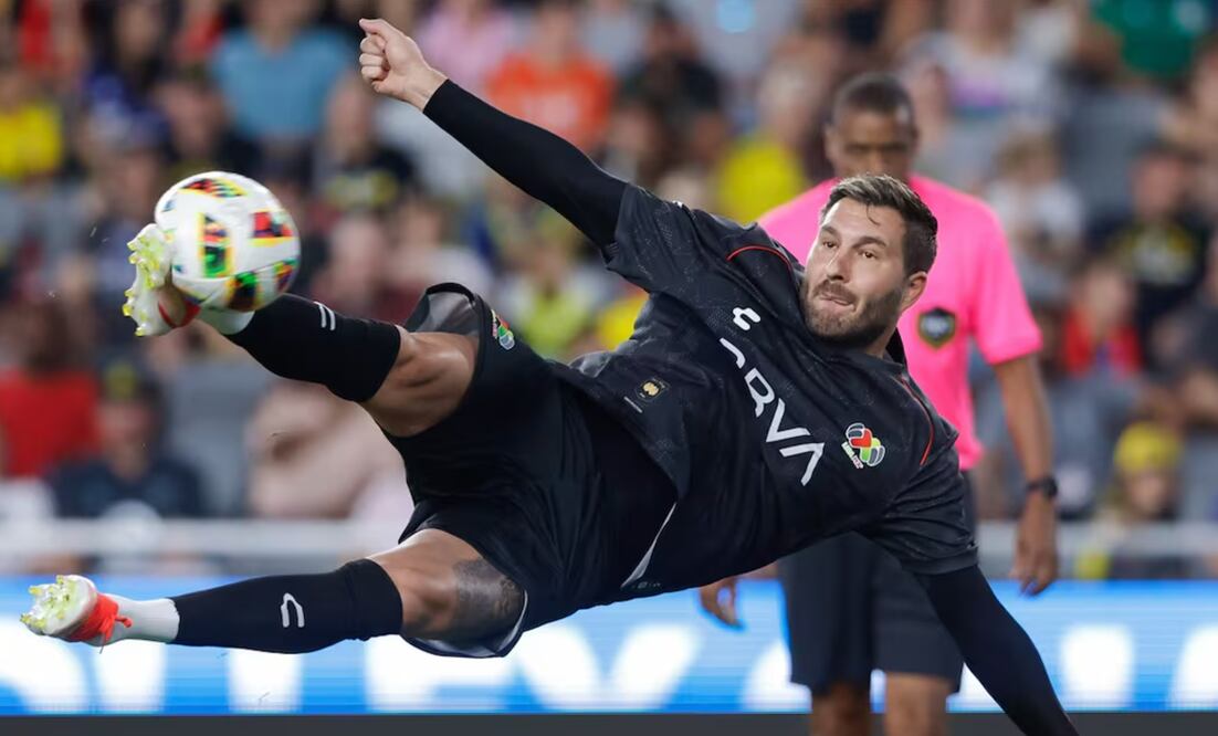 André-Pierre Gignac en el desafío de habilidades ante la MLS - Foto: @LigaBBVAMX (X)